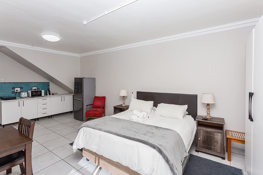 8 Bedroom Property for Sale in Melkbosstrand Central Western Cape